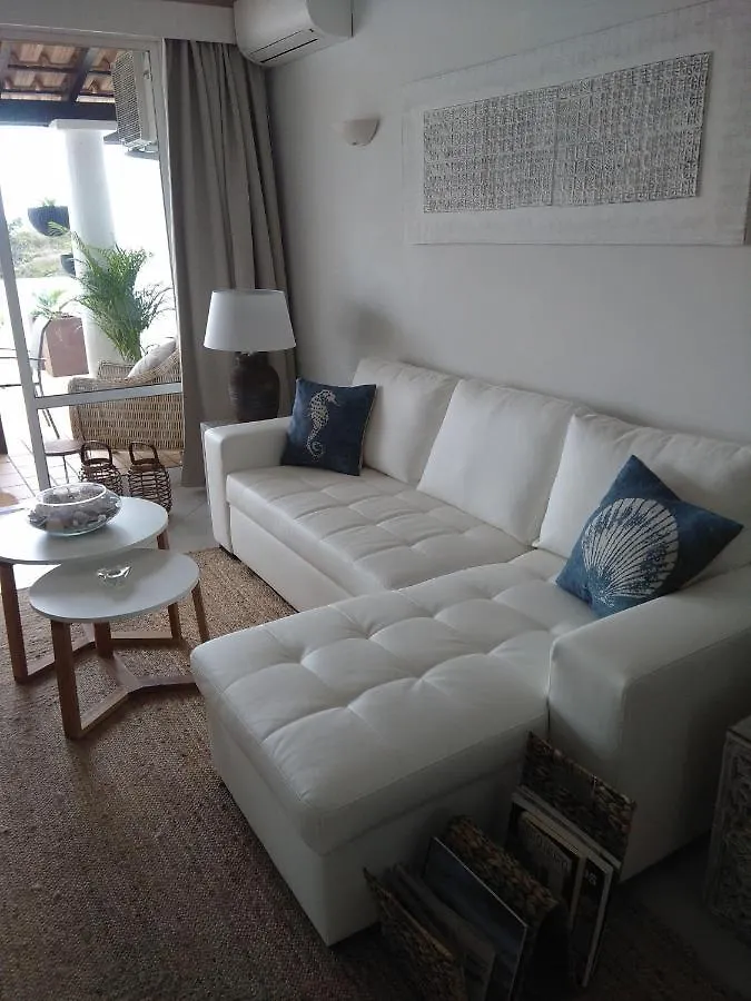 Three Palms Apartment 费拉古多 0*,